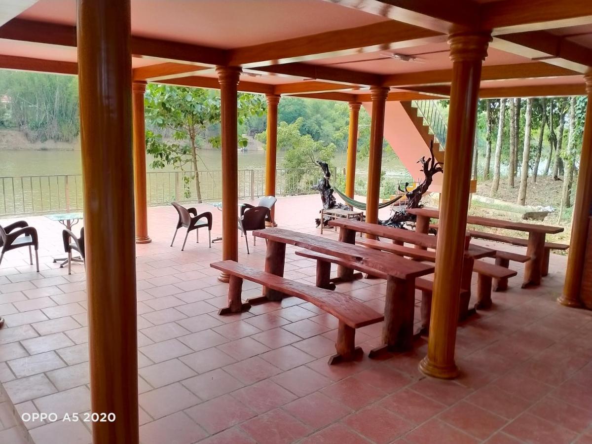 Cát Tiên Riverside Extérieur photo
